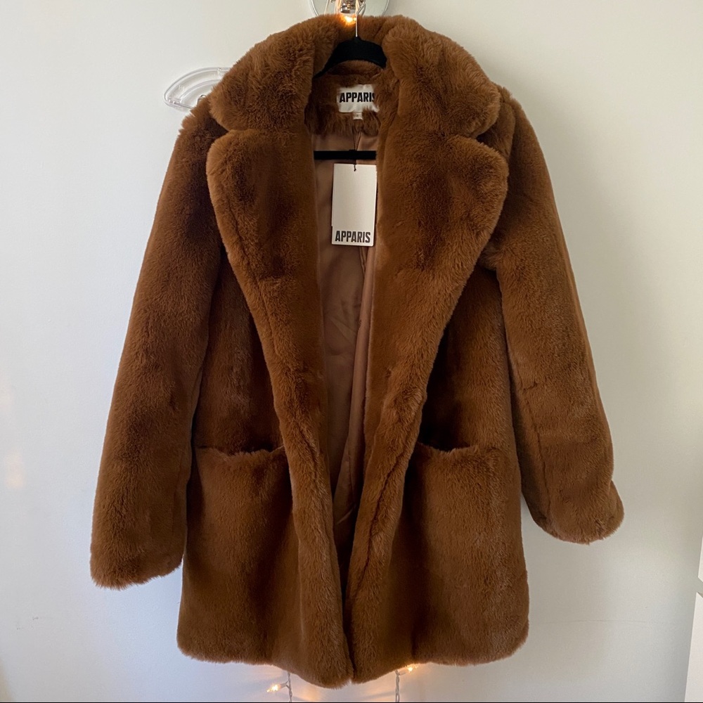 APPARIS Sophie Faux Fur Coat